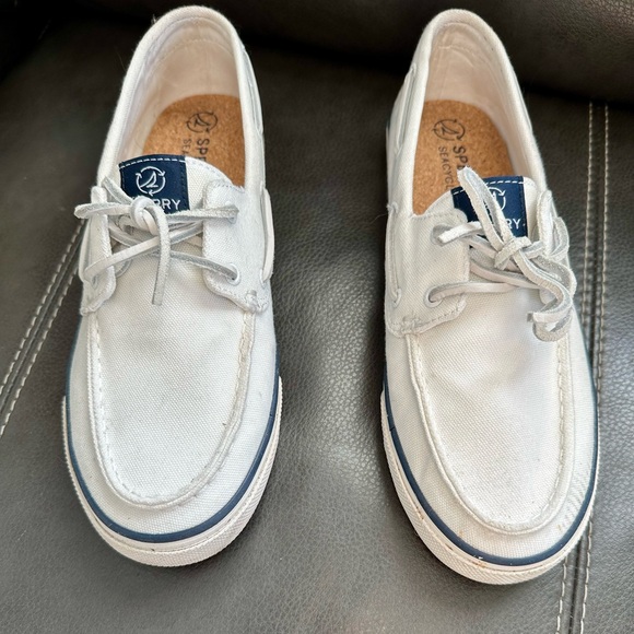 Sperry Women’s Light Gray Canvas Boat Shoes - Picture 2 of 9